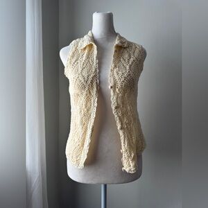 Vintage Y2K Honors Cream Crocheted Button Front Collared Vest